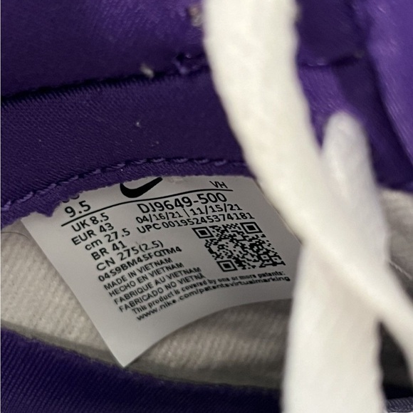 Union La Nike SB Dunks - Picture 9 of 9